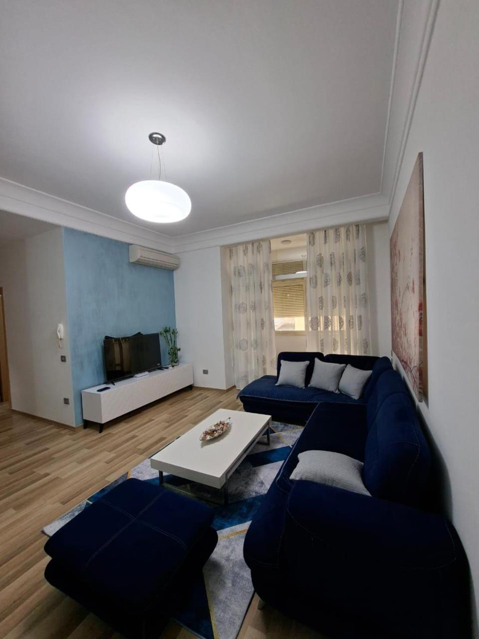 Peaky Hotel Durrës Exterior foto