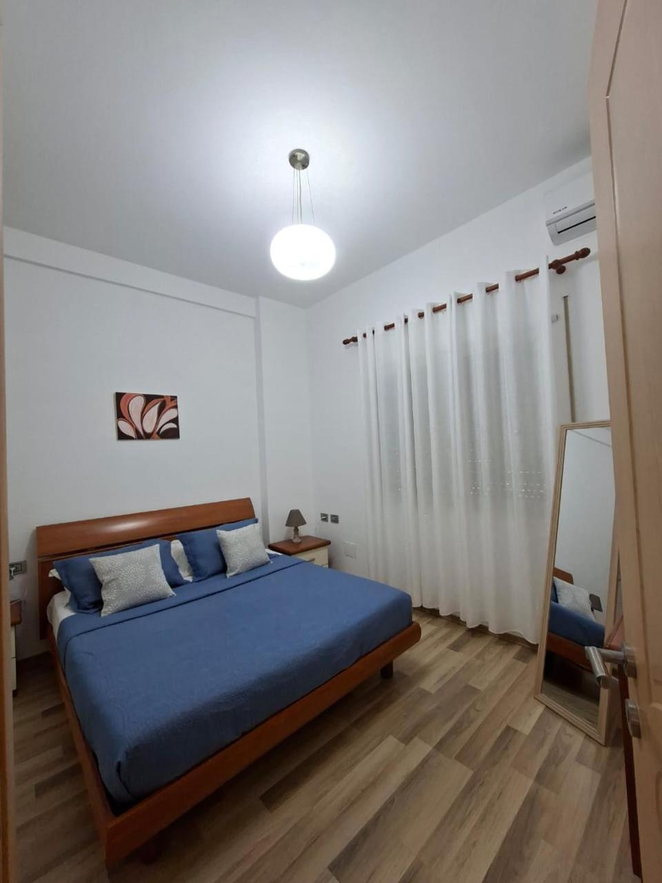 Peaky Hotel Durrës Exterior foto